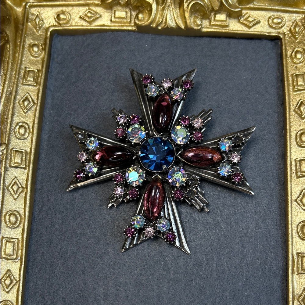 Vintage Florenza Maltese Cross Pendant Brooch Missing Rhinestones